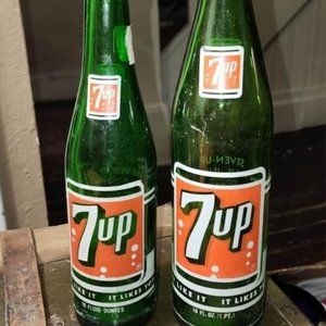 Two VTG 7-Up "You Like It It Likes You: Bottle Green Glass 10 Oz and 16 Oz